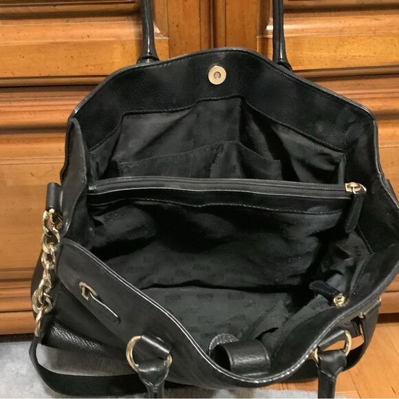 Large Michael Kors Hamilton preowned - Picture 2 of 14